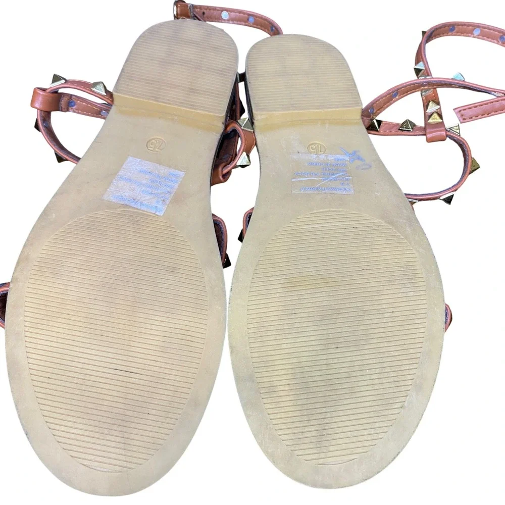 Madden‎ Girl Studded Gladiator Sandals Strappy Ankle Wrap Tan Brown Size 7.5